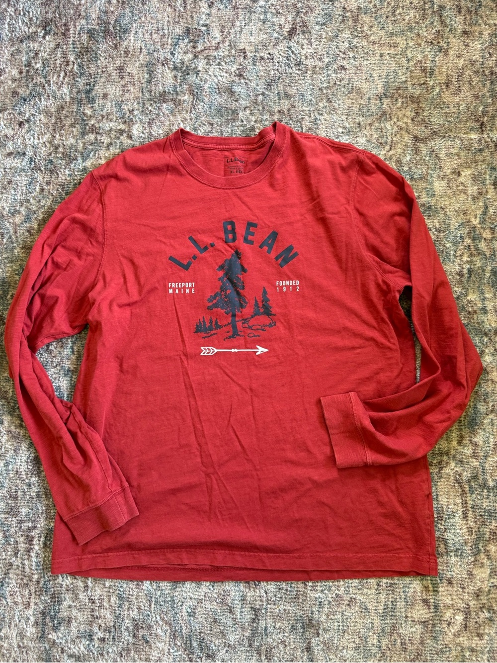 L.L. Bean men’s graphic cotton long sleeve T-shirt